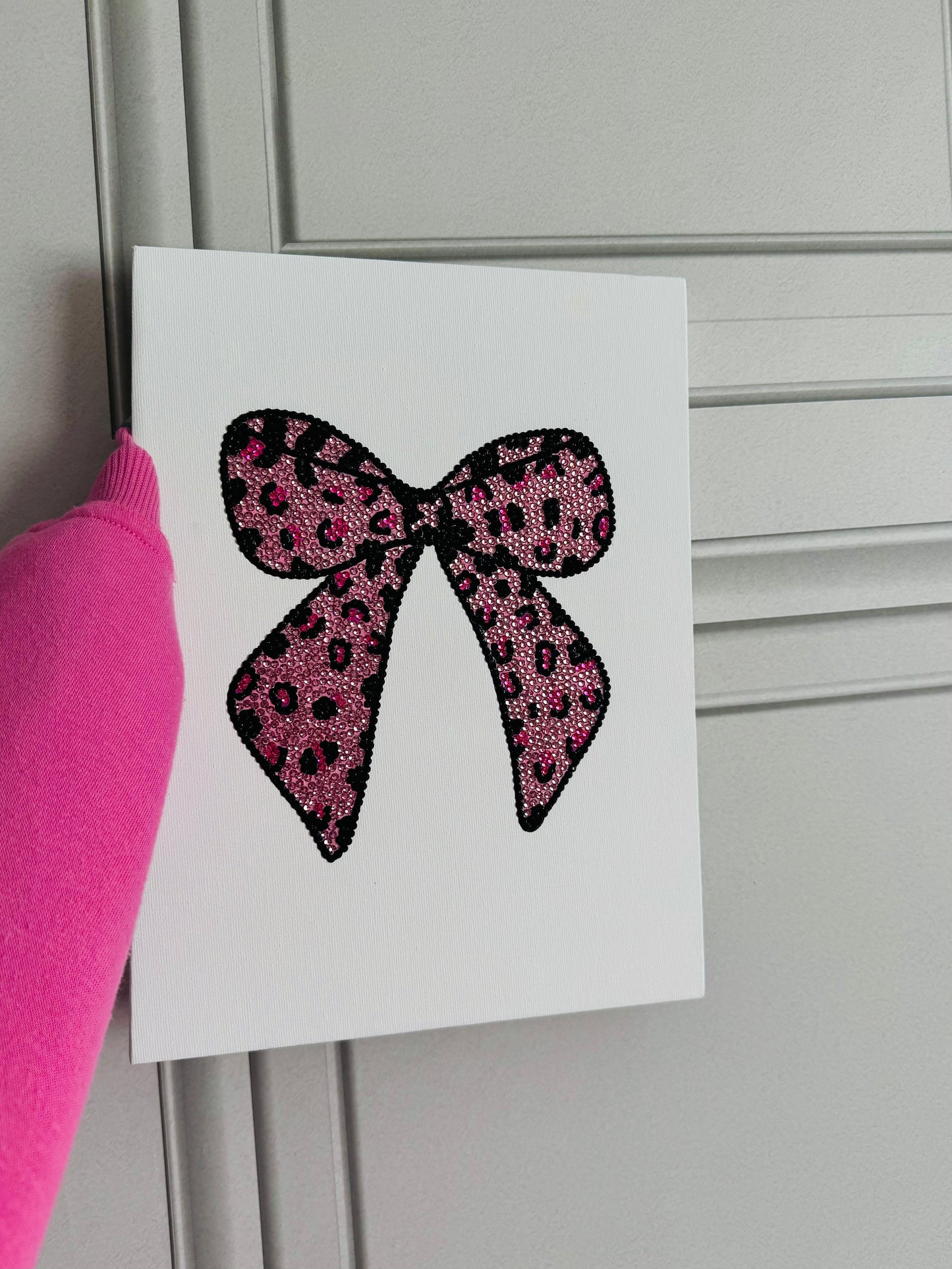 pink leopard print bow