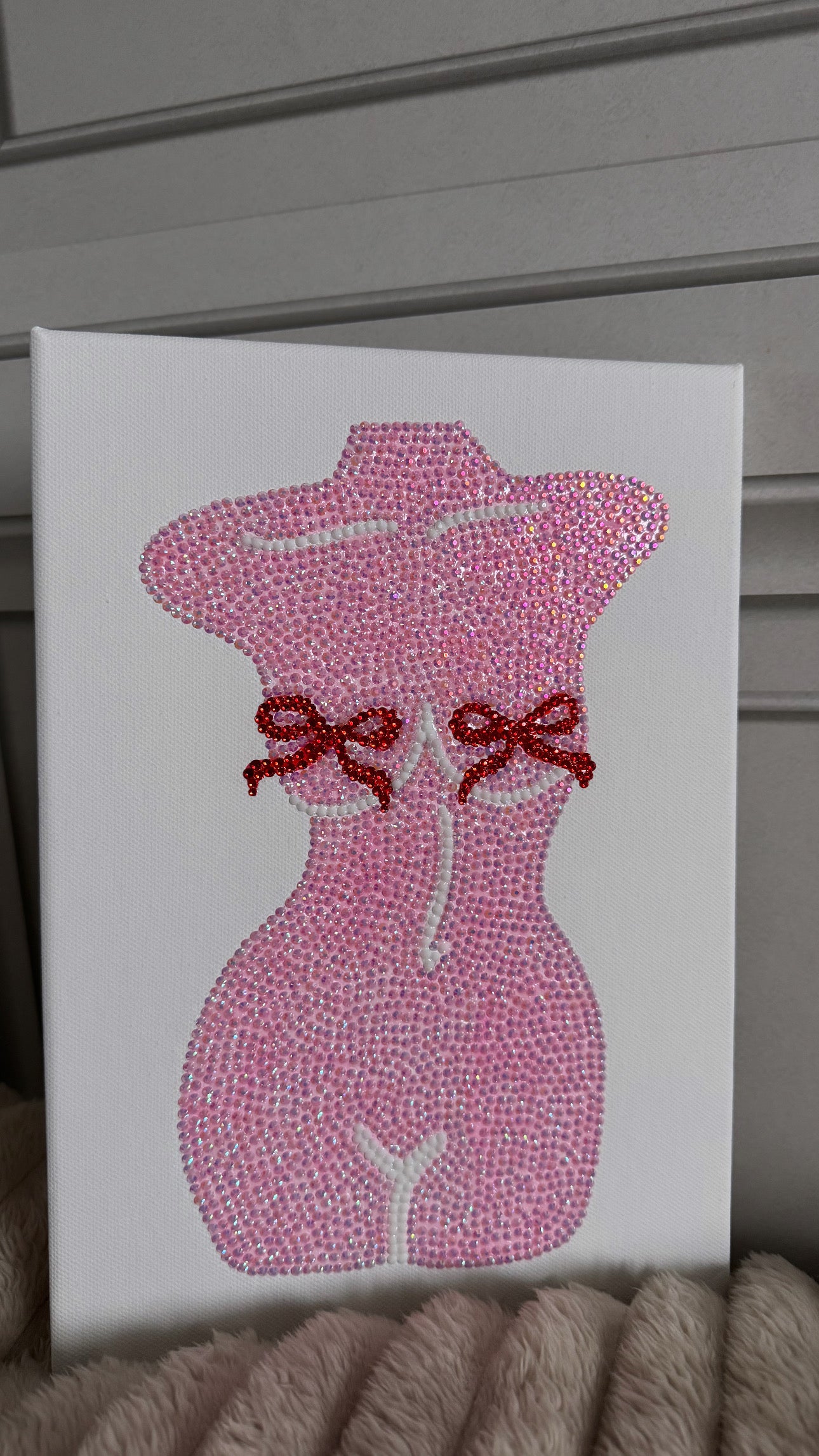 Pink bow body canvas